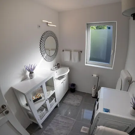Apartman Iva Апартаменты Задар