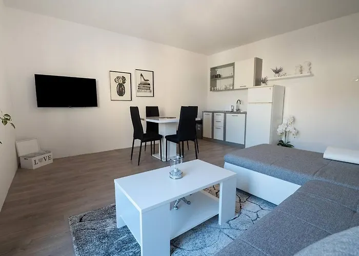 Apartman Iva Apartament *